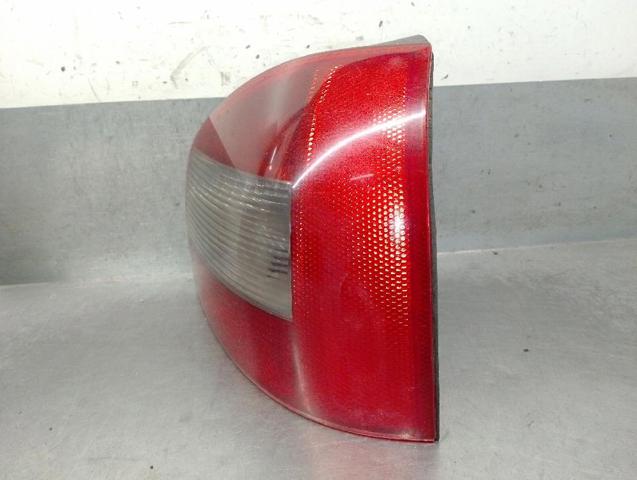 VAG 8L0945096C Piloto trasero derecho comprar Tarragona