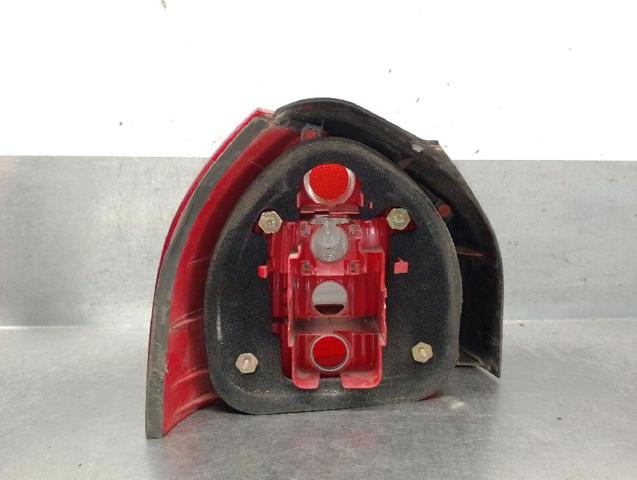 VAG 8L0945096C Piloto trasero derecho  disponible Lugo