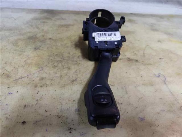 8L0953513H VAG Conmutador izquierdo de la columna de dirección  disponible Vigo