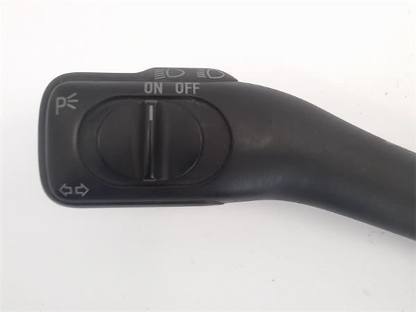 VAG 8L0953513S Conmutador izquierdo de la columna de dirección  disponible Valladolid