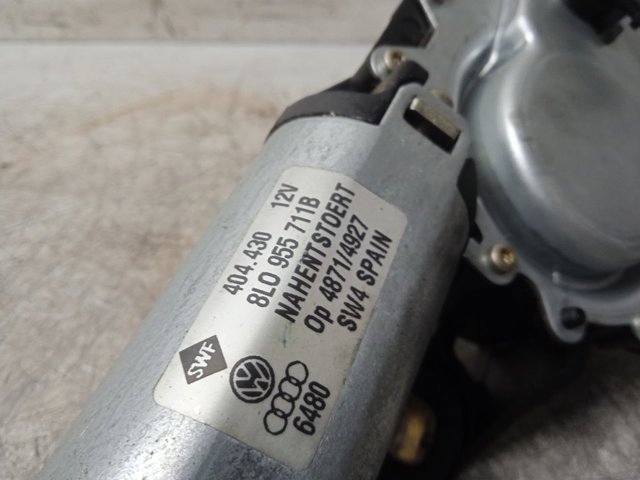 8L0955711B Motor limpiaparabrisas, trasera  en stock Granada