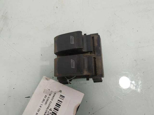 8L0959851 VAG Interruptor de elevalunas delantera izquierda comprar Madrid