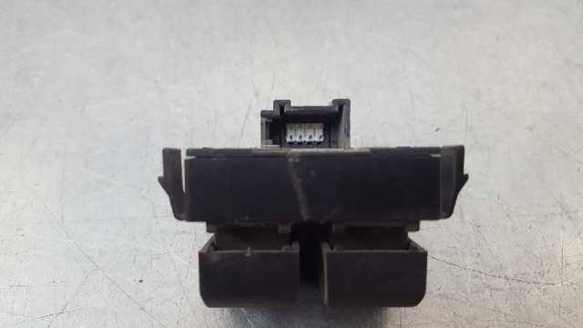 8L0959851 VAG Interruptor de elevalunas delantera izquierda comprar Madrid