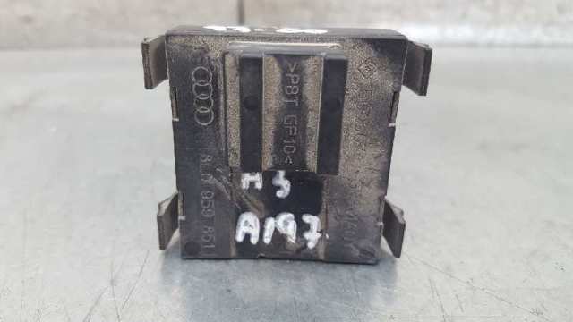 8L0959851 VAG Unidad de control de elevalunas delantera izquierda  disponible Alicante