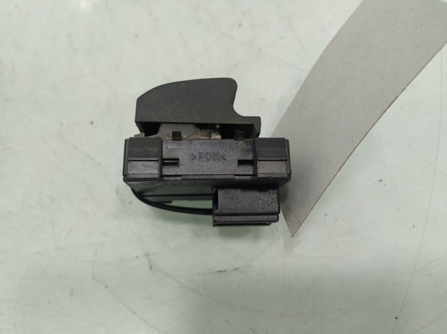 8L0959851 VAG Unidad de control de elevalunas delantera izquierda  disponible Ourense
