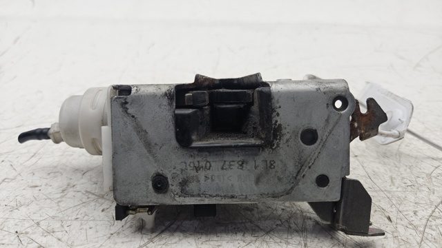 VAG 8L1837016C Cerradura de puerta delantera derecha  disponible Valladolid