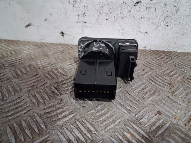 8L1941531E VAG