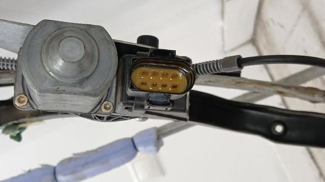 8L3837462 Mecanismo de elevalunas de la puerta delantera derecha  comprar en Reus