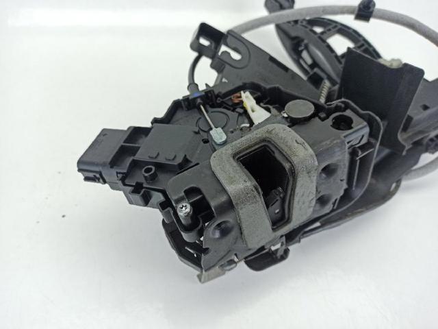 FORD 8M2AR21812AA Cerradura de puerta delantera derecha  disponible España