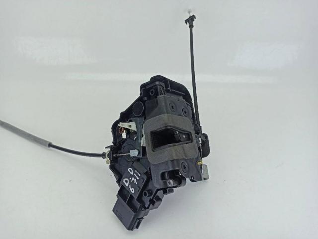 8M2AR21812AA Ford