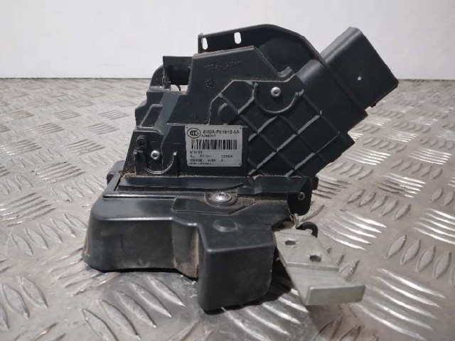 8M2AR21812AA Ford
