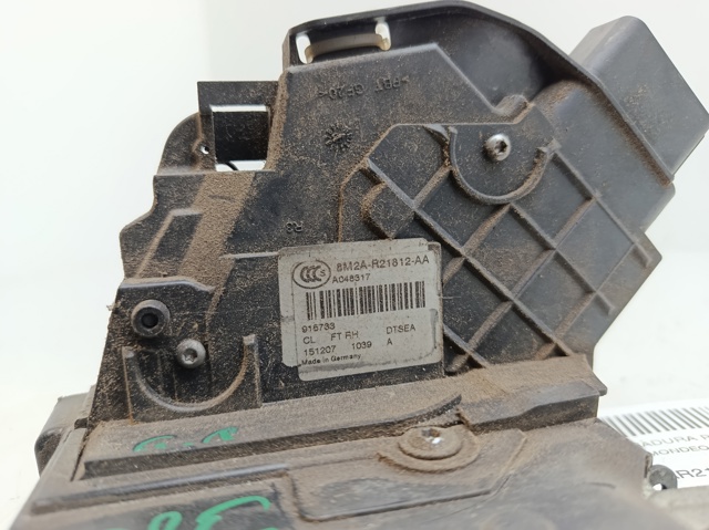 8M2AR21812AA Cerradura de puerta delantera derecha  disponible Utrera