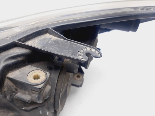 8M5113005CB Ford