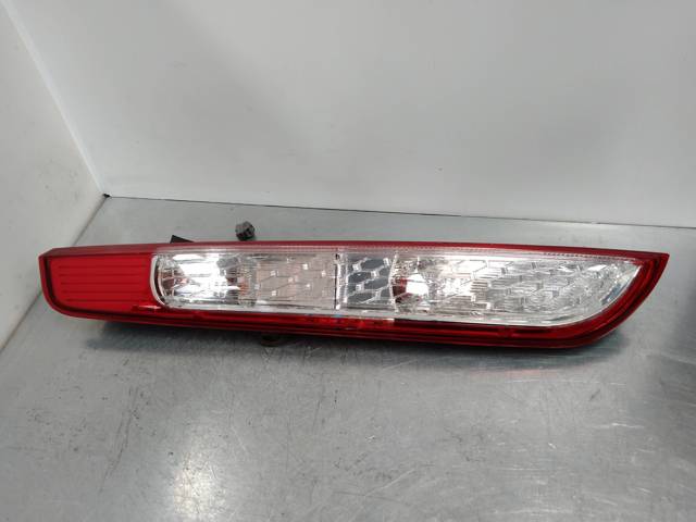 FORD 8M5113405AD Piloto trasero izquierdo  en stock Salamanca