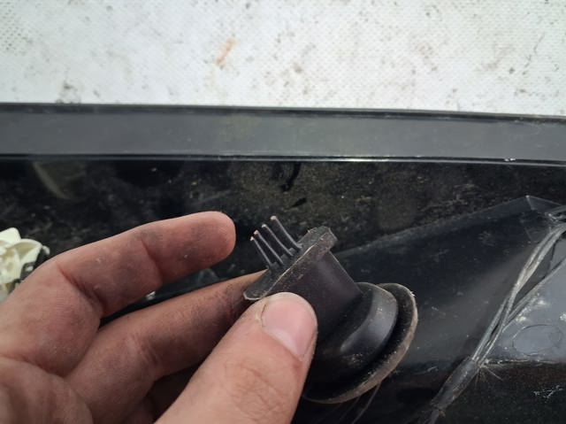FORD 8M5113405AD Piloto trasero izquierdo comprar Tarragona