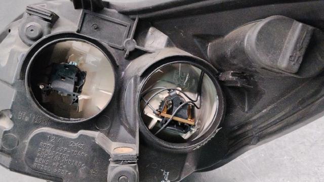 8M5113W029AD FORD Faro derecho comprar Alcalá