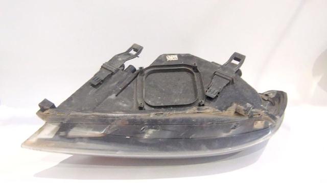 8M5113W029CE Faro derecho  en stock Granada