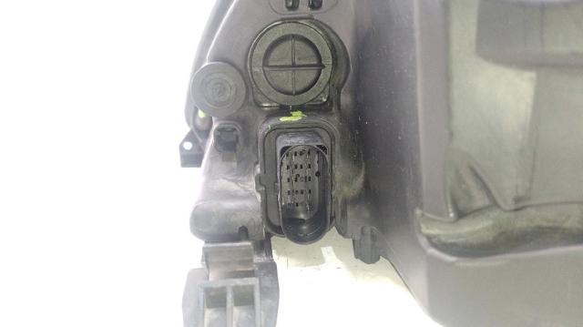 FORD 8M5113W029CE Faro derecho  en stock Terrassa