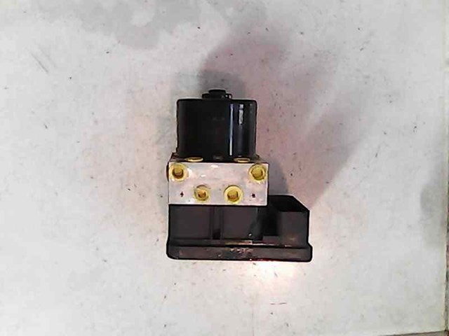 8M512C405AA Ford
