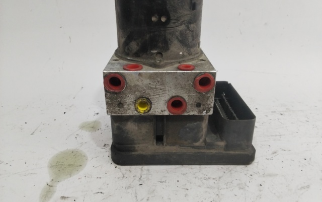 8M512C405CA Ford