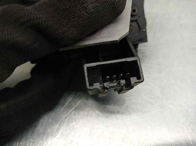 8M51R442A66AC FORD Cerradura de tapa de maletero  disponible Vigo