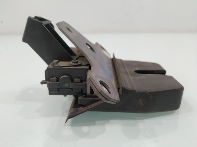 FORD 8M51R442A66CA Cerradura de tapa de maletero  disponible Lugo