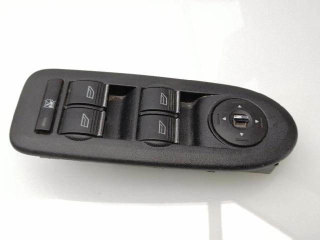 8M5T14A132AC Ford
