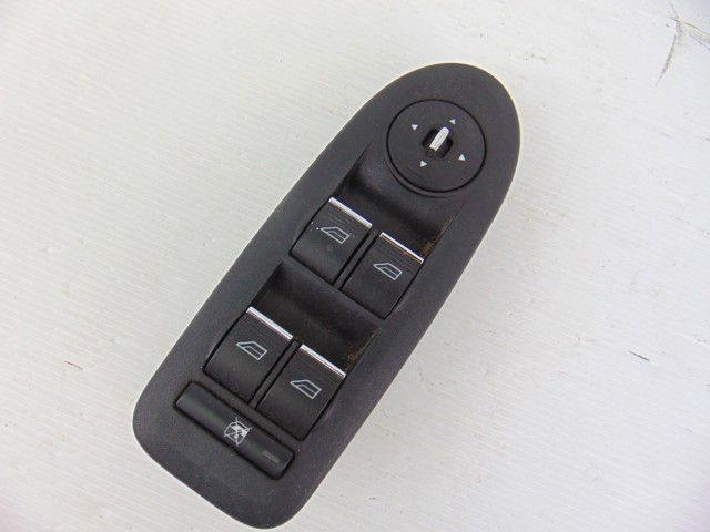 8M5T14A132AC Ford