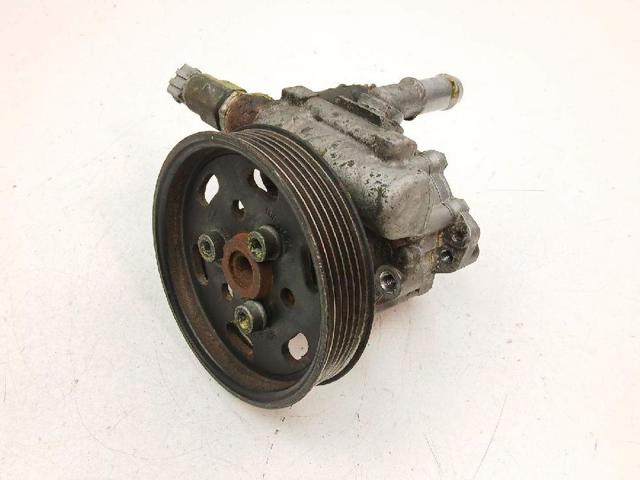 VAG 8N0145154A Bomba de dirección  en stock Terrassa