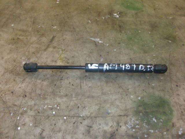 8N0823359 VAG Amortiguador de capó comprar Madrid