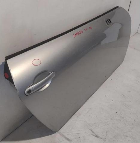 8N0831052C VAG Puerta delantera derecha  en stock Córdoba