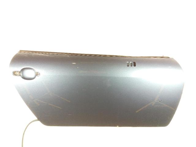 VAG 8N0831052C Puerta delantera derecha  en stock Valencia