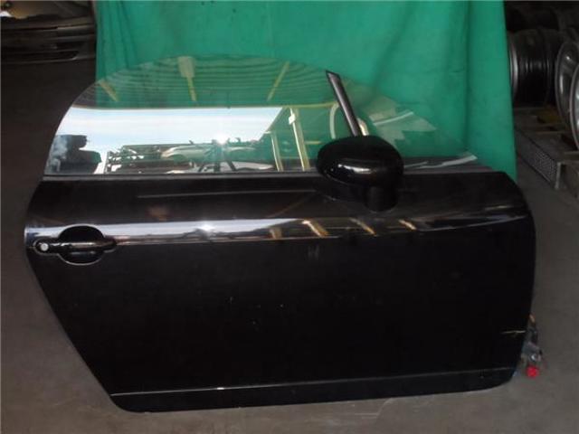 8N0831052C Puerta delantera derecha comprar Sevilla