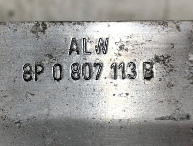 8P0807113B VAG Refuerzo de parachoques delantero  disponible Alicante