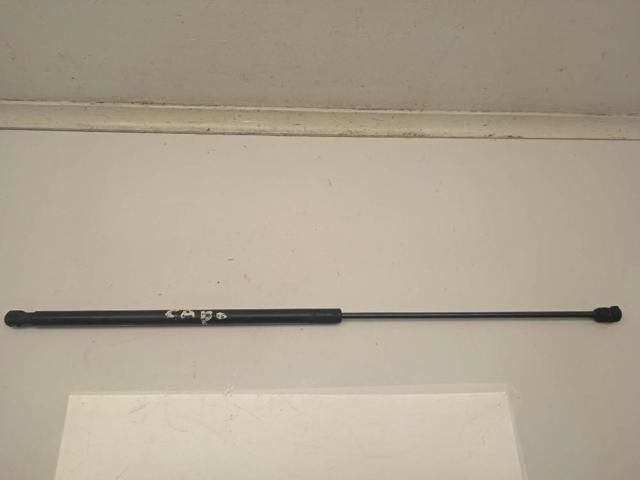 8P0823359 Amortiguador de capó  comprar en Reus
