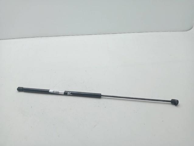 8P0823359 Amortiguador de capó  disponible Utrera