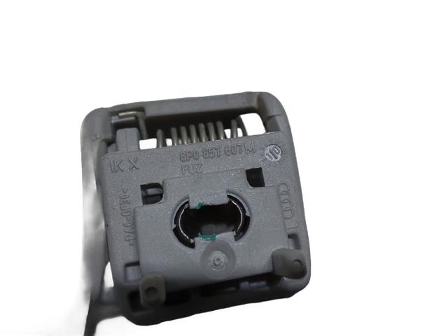 VAG 8P0857607M  en stock Salamanca