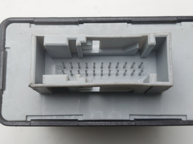 VAG 8P0907357H Módulo de control de iluminación adaptativa (ECU) comprar Tarragona
