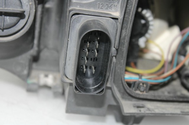 Faro izquierdo Audi A3 8PA