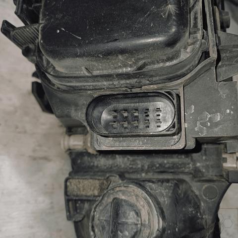 8P0941003K Faro izquierdo comprar Sevilla