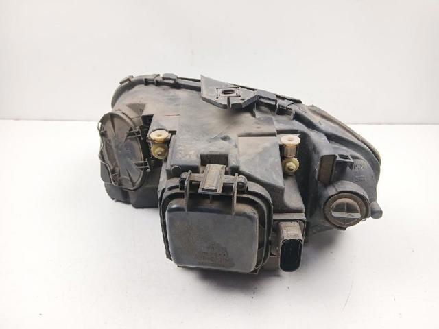 Faro derecho Audi A3 8P1