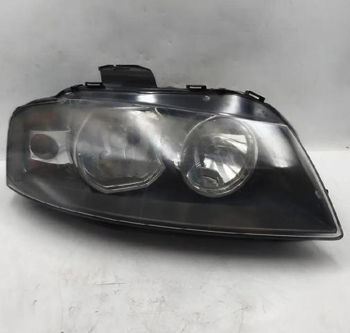 8P0941004K Faro derecho  disponible Utrera