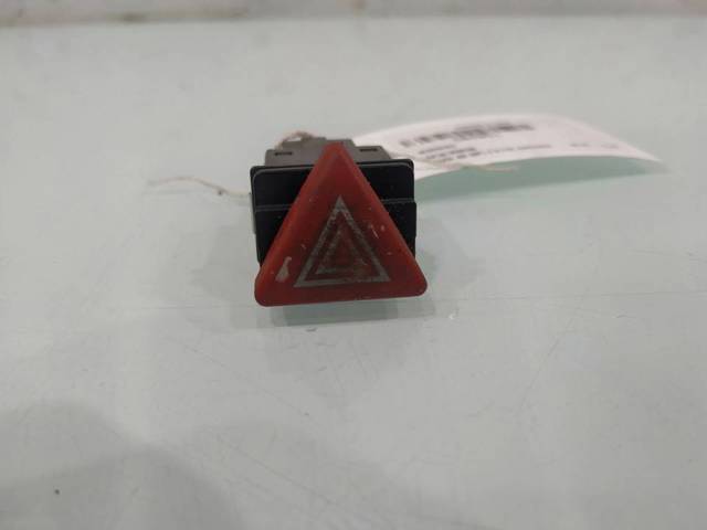 Boton warning para Audi A3 8P1