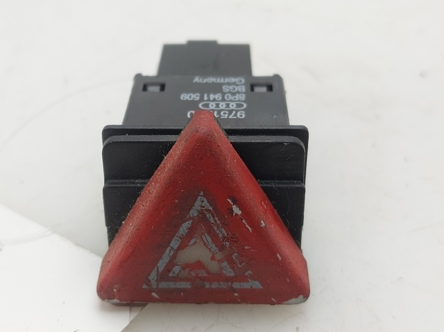 Boton de luz de emergencía Audi A3  (8P1)