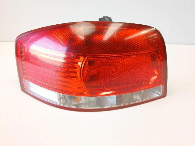 8P0945095 VAG Piloto trasero exterior izquierdo comprar Bilbao