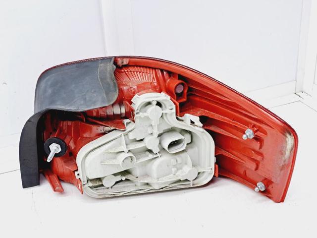 8P0945095 Piloto trasero exterior izquierdo  en stock Sabadell