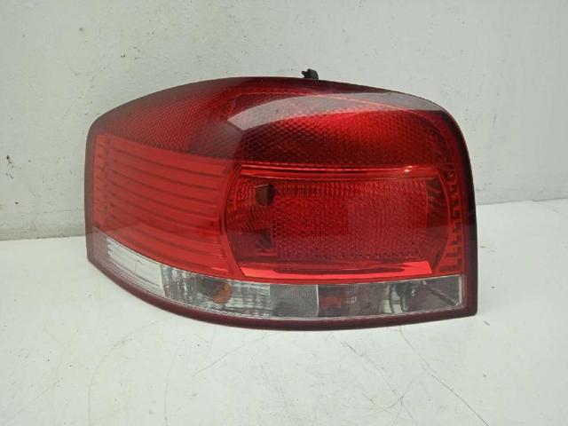 8P0945095 VAG Piloto trasero exterior izquierdo  en stock Córdoba