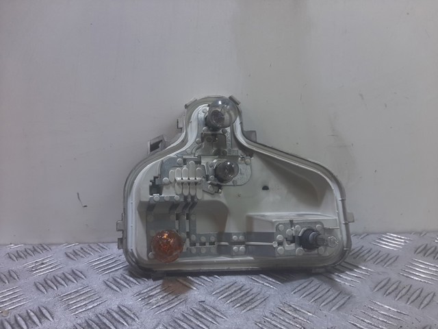 8P0945096 Piloto trasero exterior derecho  en stock Granada