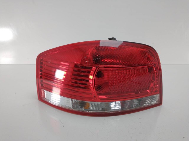 8P0945257 VAG Piloto trasero exterior derecho  en stock Córdoba
