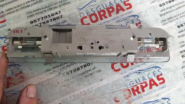 8P0947111 Luz interior trasera  en stock Sabadell
